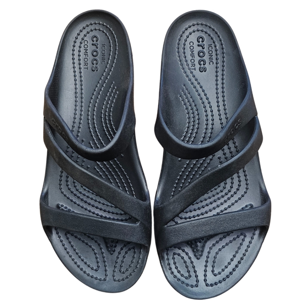 Crocs KADEE II Womens size 8 black slip on sandal